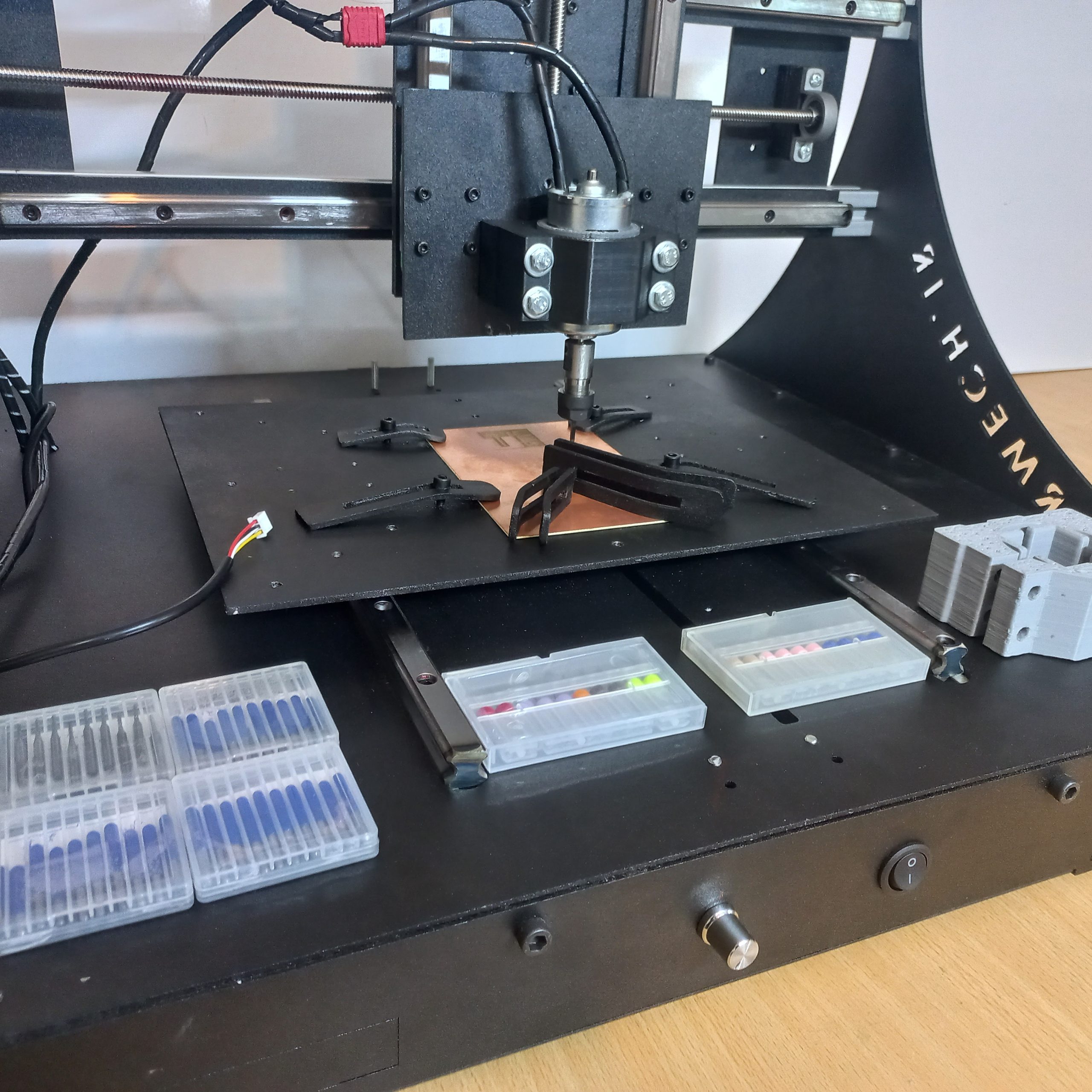 سی ان سی پی سی بی مدل زیرو PCB CNC ZERO
